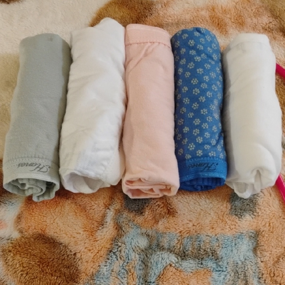 Pack of 5 Rolled Cotton Hanes Tagless  Undergarments - Gray, White, Pink & Blue
